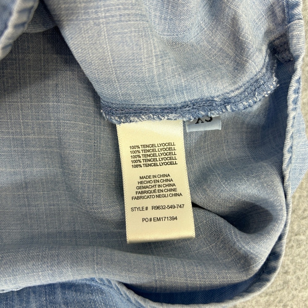 Cloth & Stone Anthro Button Down Shirt Blue Chambray Smocked Tencel Womens XS - Picture 8 of 11